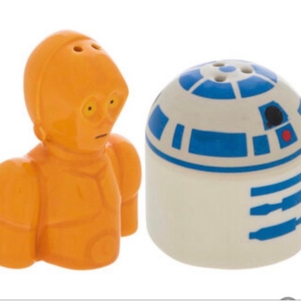 Star Wars C-3PO and R2-D2 Ceramic Salt 🧂 and Pepper Shakers NWT - Picture 7 of 7